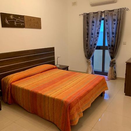 Protea Court Apartments, St Julians Saint Julian's Екстериор снимка